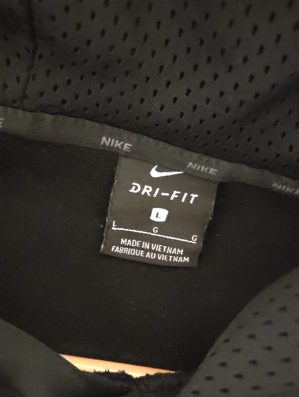 Nike Black Men's Pullover Hoodie with Reflective Swoosh - Picture 4 of 5